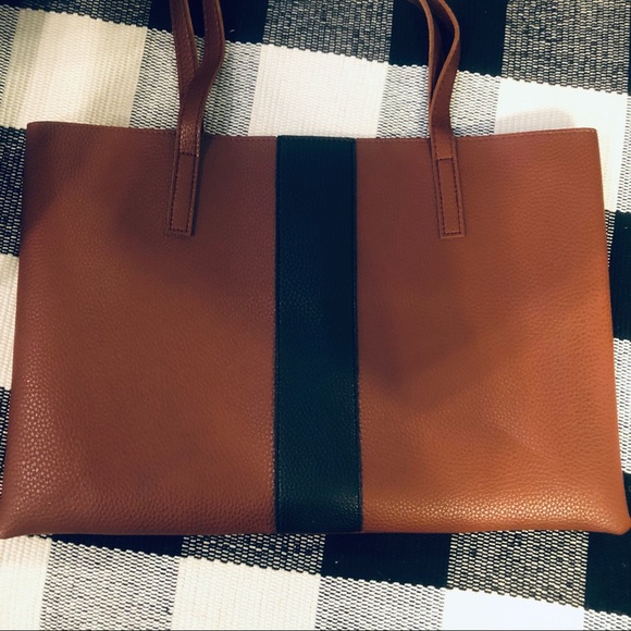 Vince Camuto Handbags - Vince Camuto Vegan Leather Luck Tote Brown